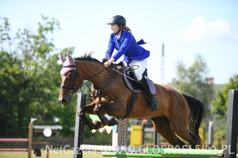 Amazonki z Nenii walczyły o Puchary Burmistrza Lidzbarka