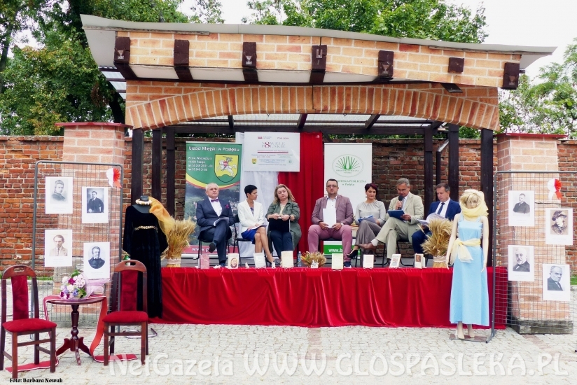 Narodowe Czytanie na pl. św. Wojciecha