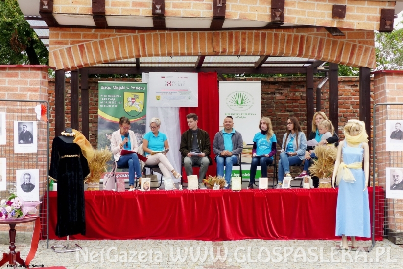 Narodowe Czytanie na pl. św. Wojciecha