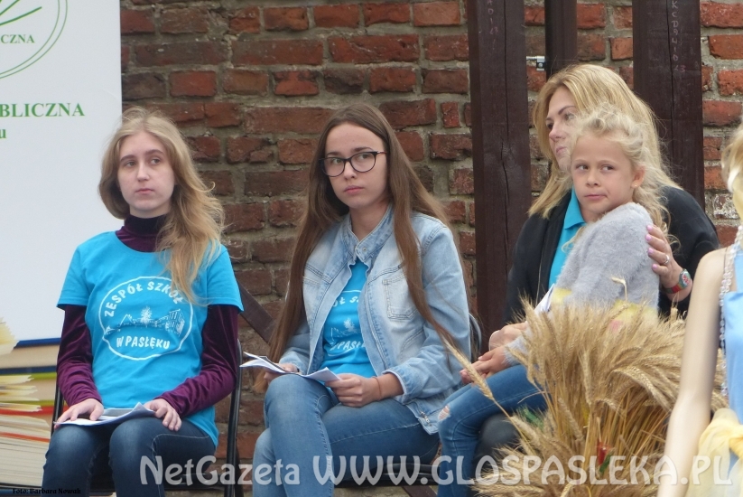 Narodowe Czytanie na pl. św. Wojciecha