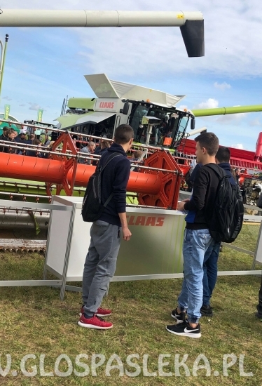 Młodzież z ZSEiT na targach rolniczych w Bednarach k. Poznania