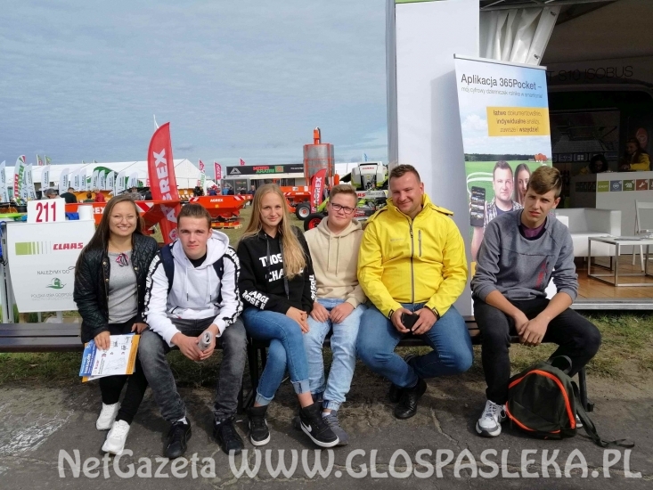 Młodzież z ZSEiT na targach rolniczych w Bednarach k. Poznania