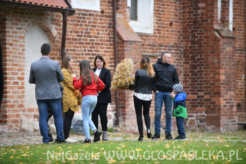 Msza dożynkowa i spotkanie w świetlicy