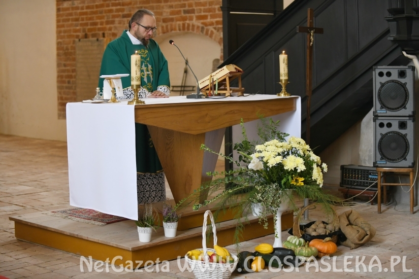 Msza dożynkowa i spotkanie w świetlicy