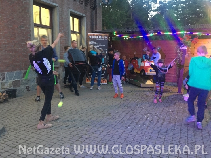 Teatr ognia zamiast nudy