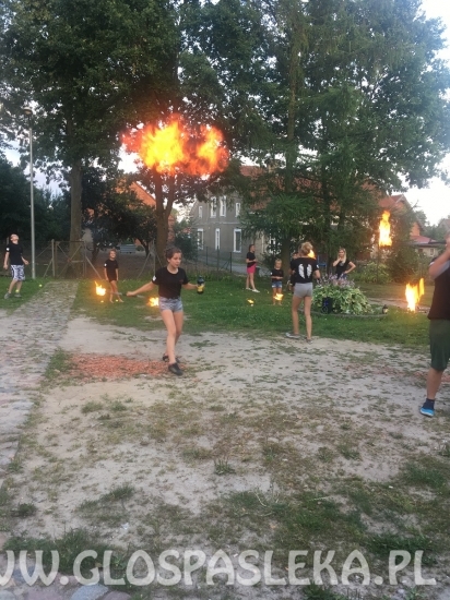 Teatr ognia zamiast nudy