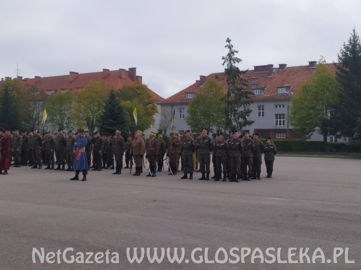 Mundurowi z ZSEiT na obozie szkoleniowym