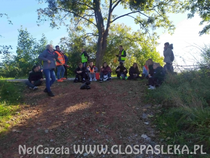 Mundurowi z ZSEiT na obozie szkoleniowym