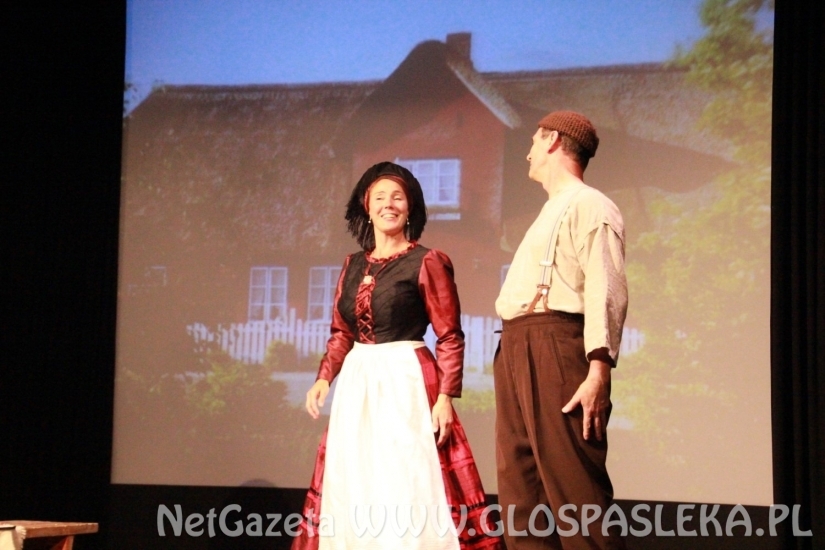 Jeździec na siwym koniu