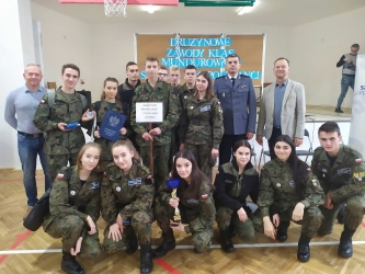 Kadeci ZSEiT sprawni jak policjanci