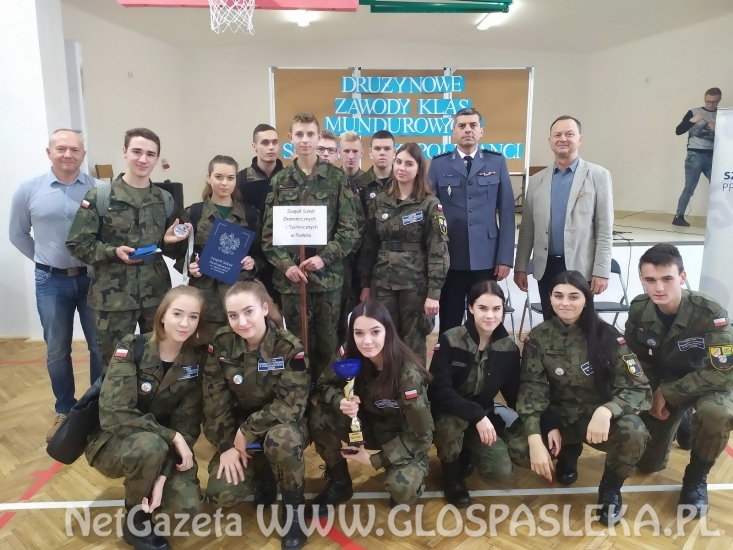 Kadeci ZSEiT sprawni jak policjanci