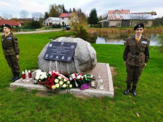 ZSEiT  PASŁĘK pamięta o żołnierzach, którzy odeszli