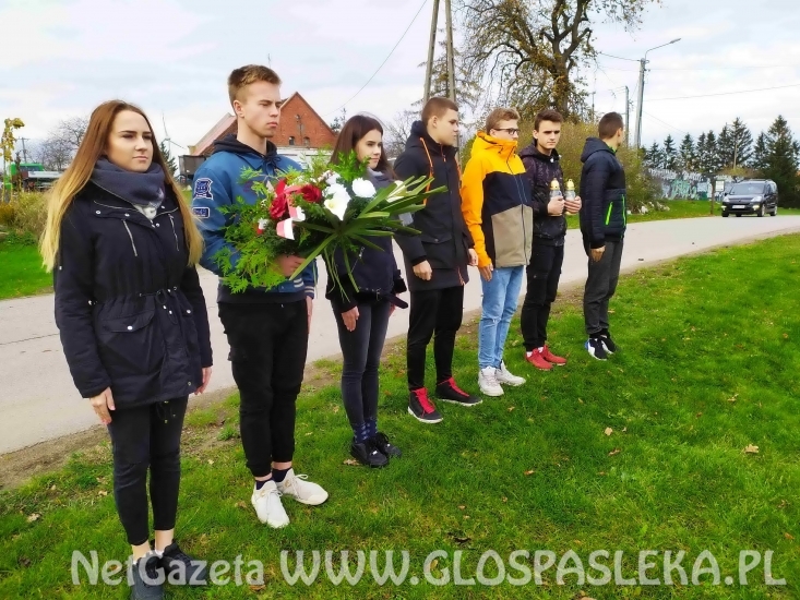 ZSEiT  PASŁĘK pamięta o żołnierzach, którzy odeszli