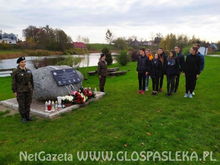 ZSEiT  PASŁĘK pamięta o żołnierzach, którzy odeszli