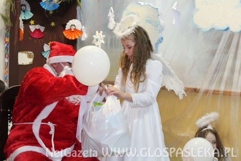 Galeria w świetlicy Pomost