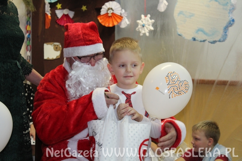 Galeria w świetlicy Pomost