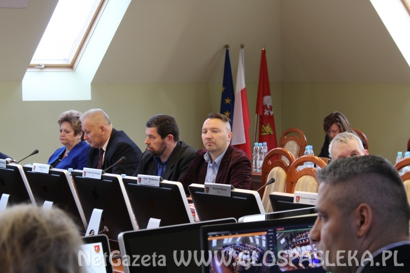 Radni uchwali budżet powiatu