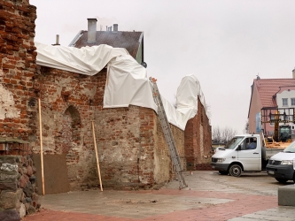 Firma Primbud zabezpiecza mury