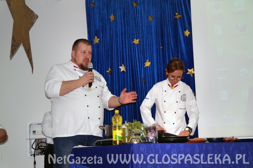 Bal charytatywny w ZSEiT