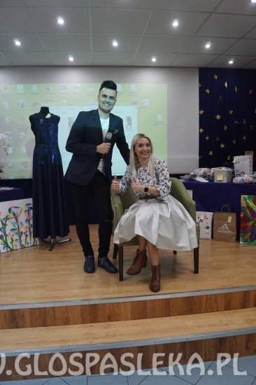 Bal charytatywny w ZSEiT