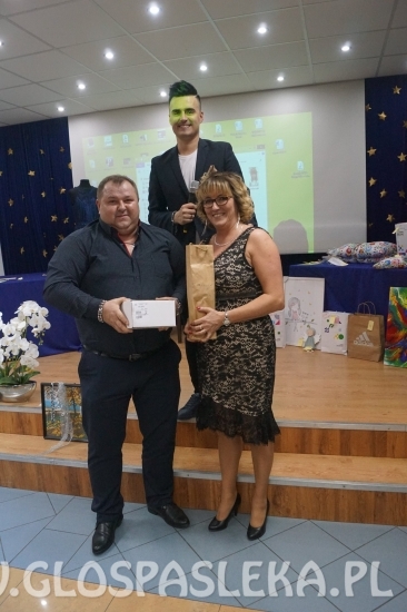 Bal charytatywny w ZSEiT