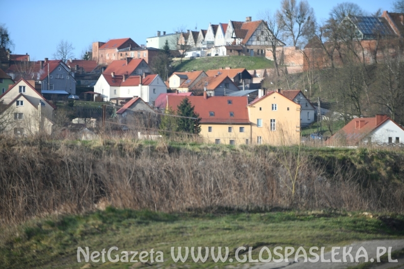 Więcej przestrzeni na skarpie zamkowej