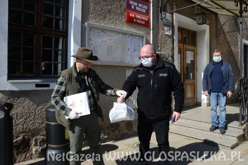 Maseczki trafiły do potrzebujących