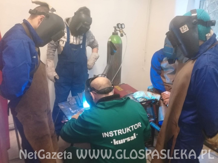 Kursy zawodowe w ZSEiT