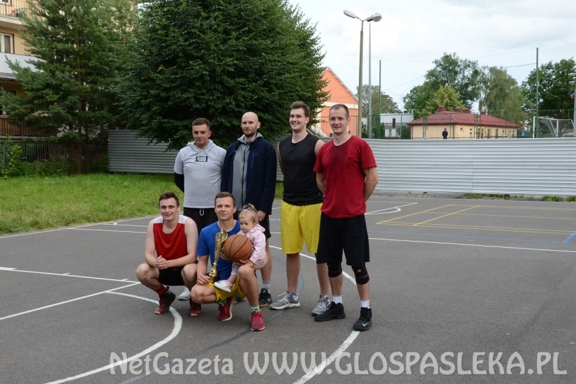 ŚGO wygrywa turniej