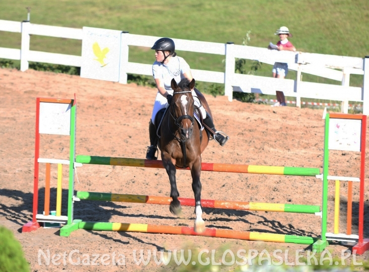 Amazonki MKJ Nenia skakały w Pomorskiej Wsi