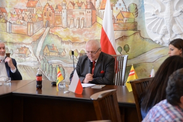 Remont murów - umowa