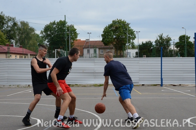 Raz, Dwa, Trzy wygrywa