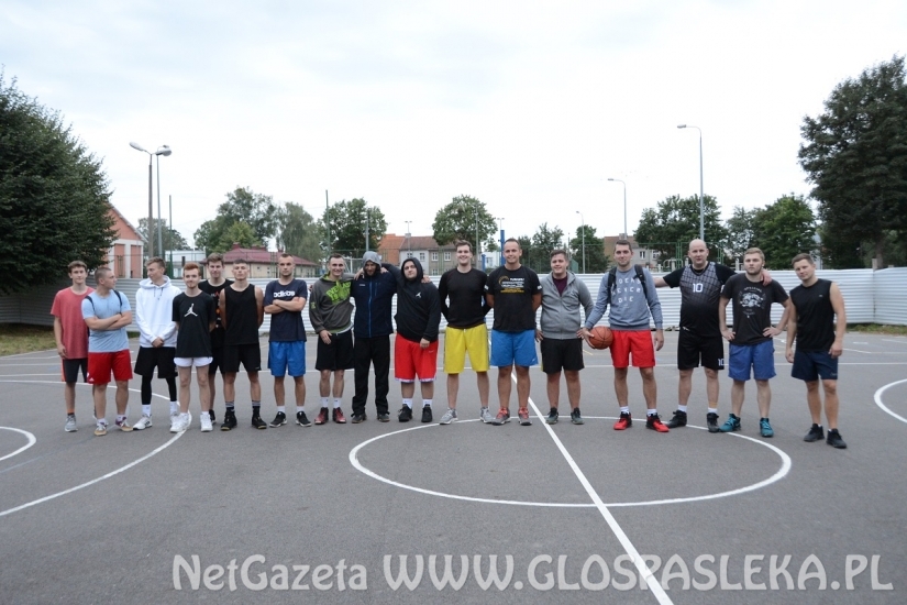 Raz, Dwa, Trzy wygrywa