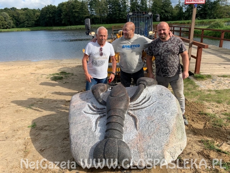 Kamienny rak pilnuje plaży