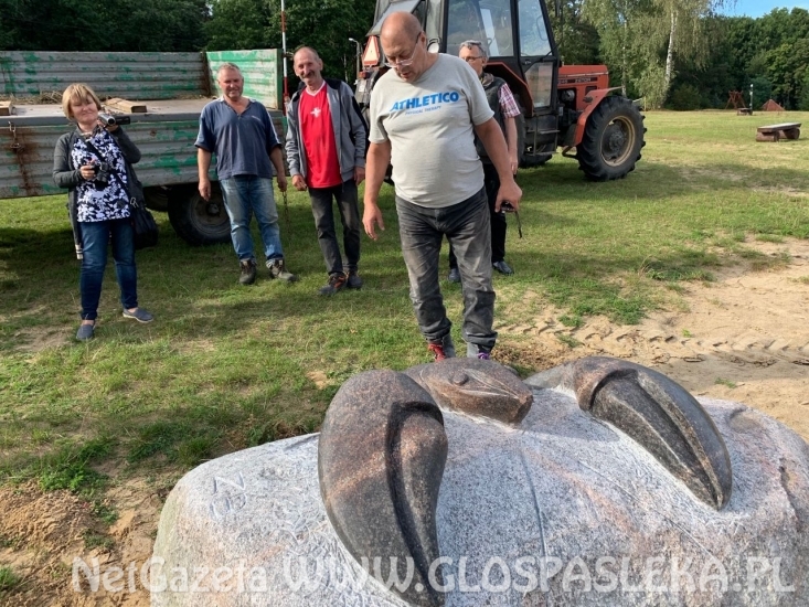 Kamienny rak pilnuje plaży