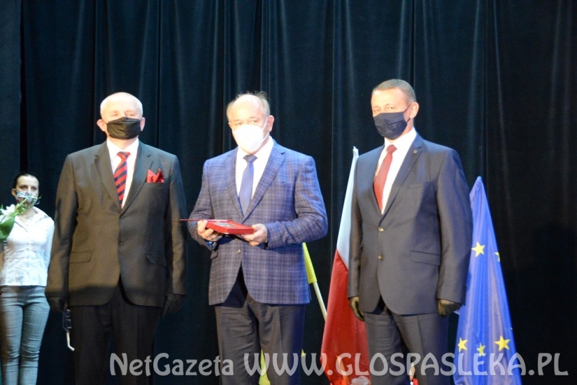 Medale i odznaczenia