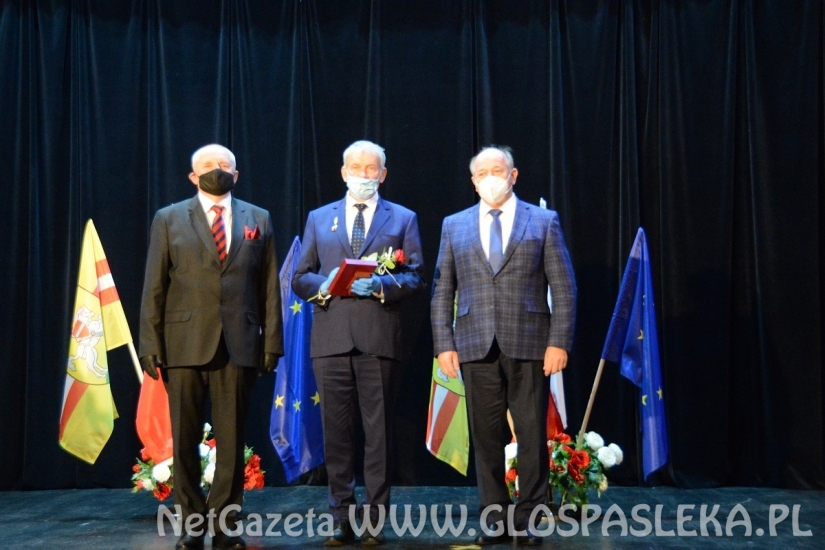 Medale i odznaczenia