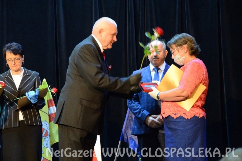 Medale i odznaczenia