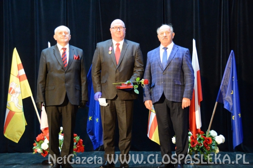 Medale i odznaczenia