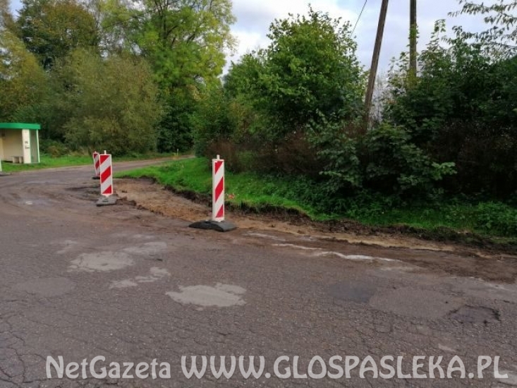 Budują chodnik w Stegnach