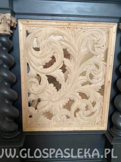 Ambona i baptysterium