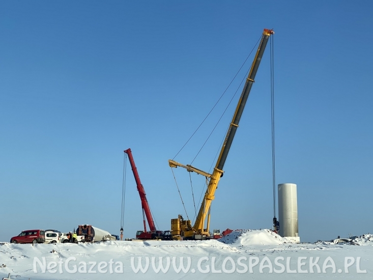 Montaż pierwszej siłowni wiatrowej