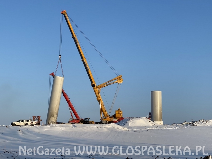 Montaż pierwszej siłowni wiatrowej