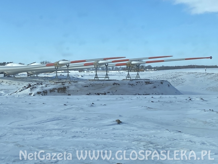 Kolejny nocny transport dotarł na farmę Krasin