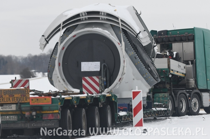 Trwa montaż wiatraków