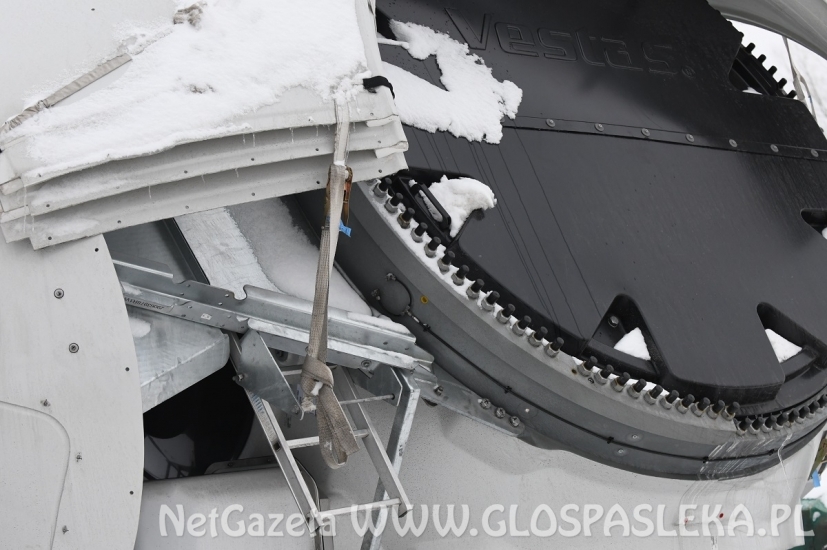 Trwa montaż wiatraków