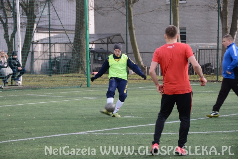 Dobra Zmiana wygrywa