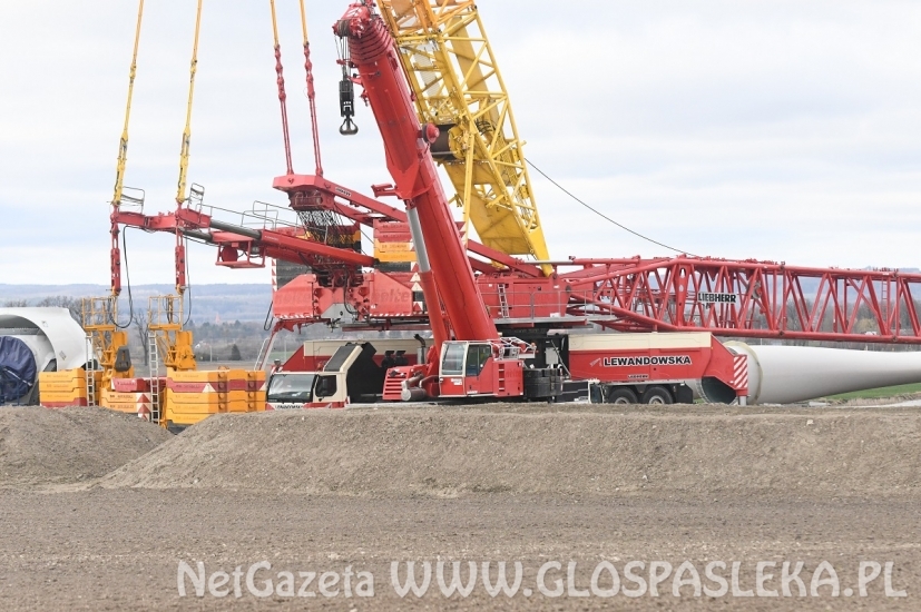 Wiatraki - montaż generatora