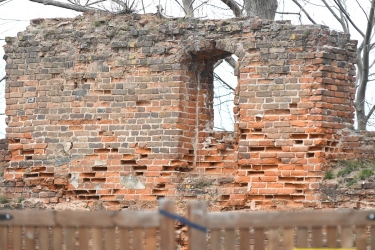 Mury – szybkie tempo remontu