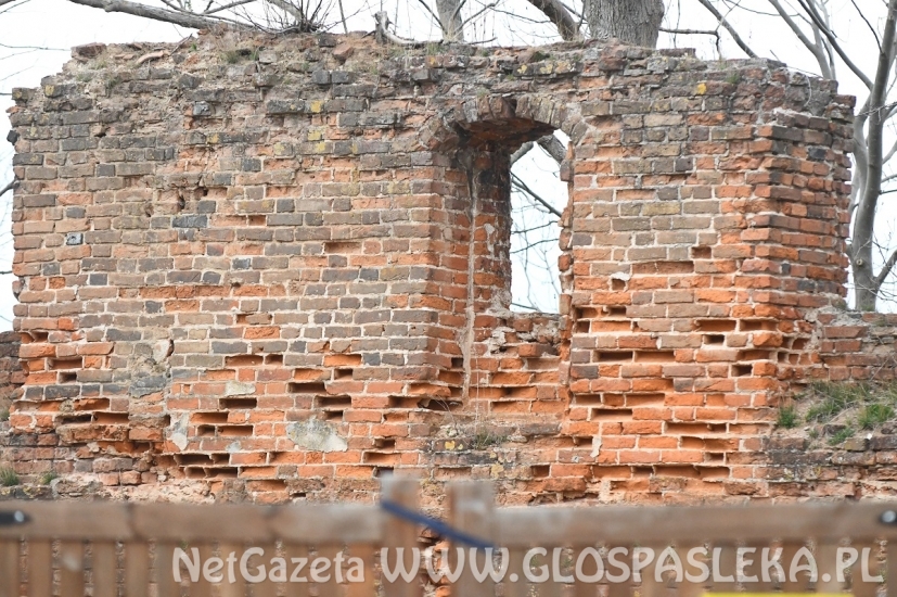 Mury – szybkie tempo remontu